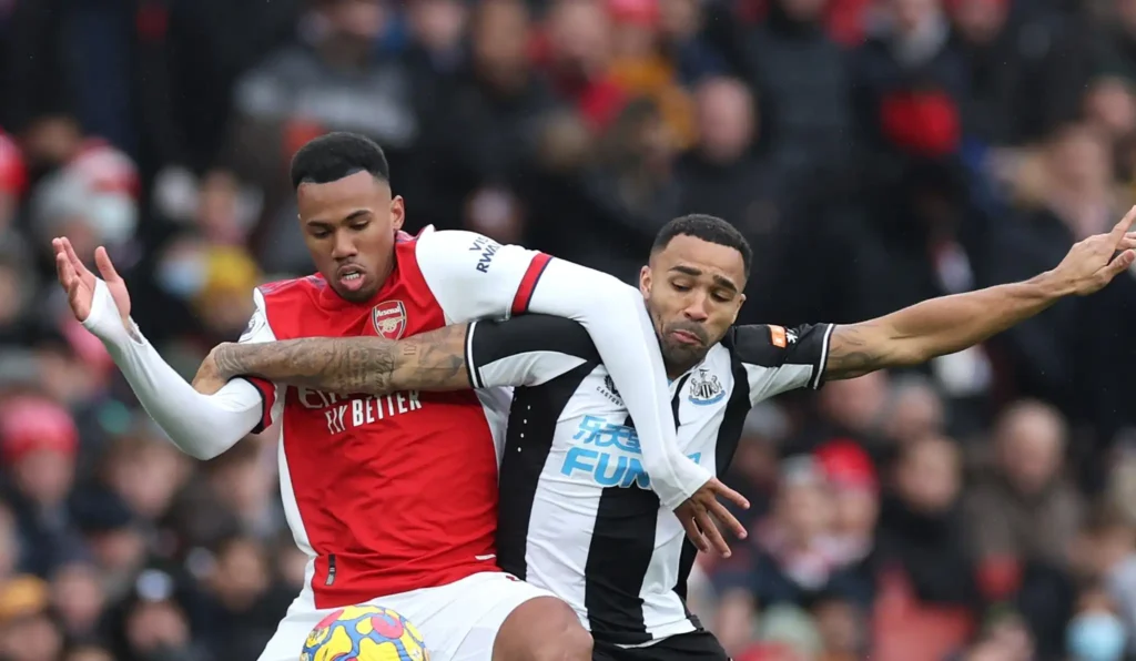 نيوكاسل يونايتد ضد آرسنال