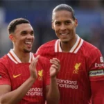 فان دايك يدافع عن أرنولد: موقفي أنا ومحمد صلاح مختلف تمامًا